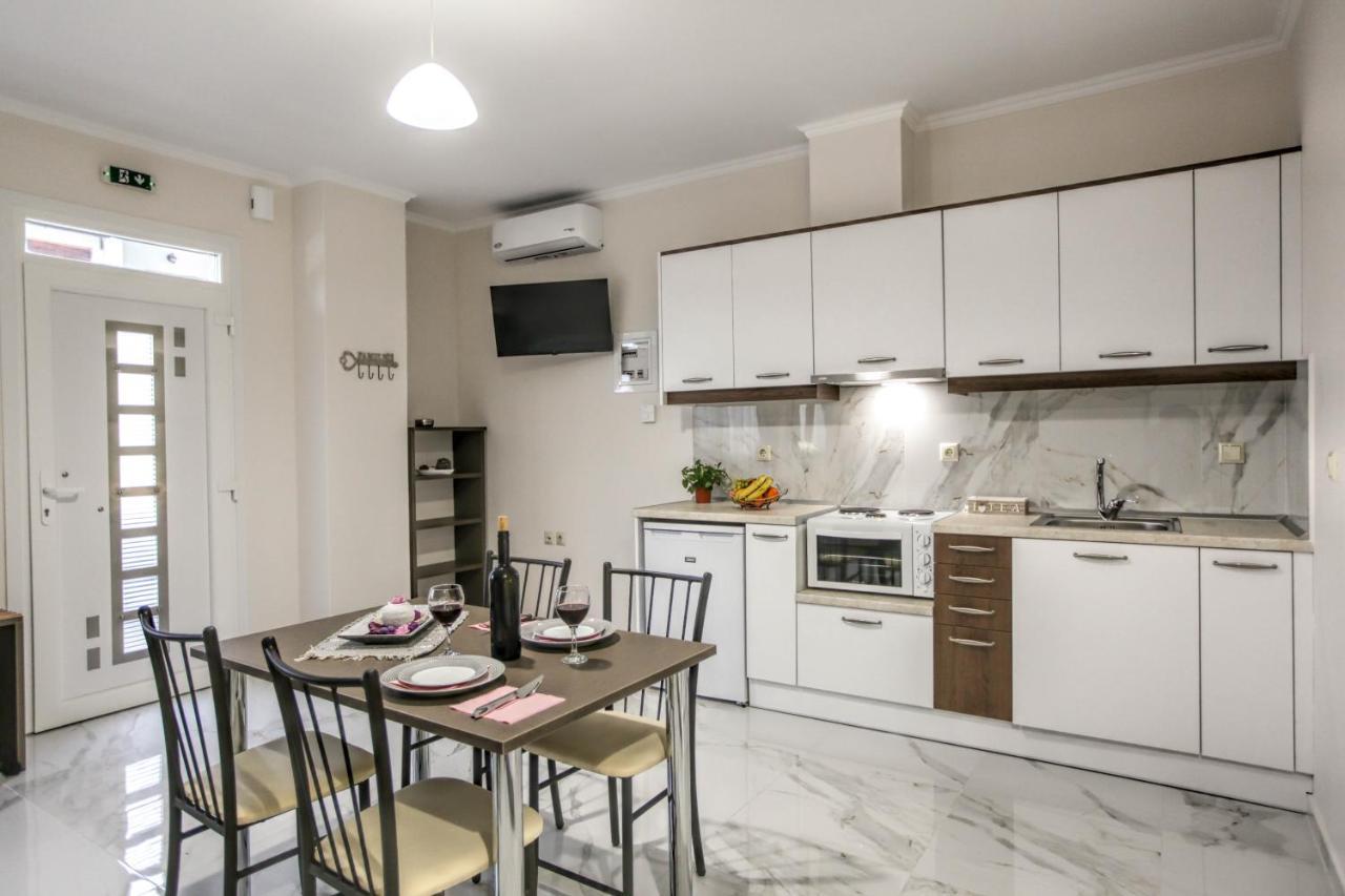 Del Sol #2 Meteora Luxurious Family Suites 칼람파카 외부 사진